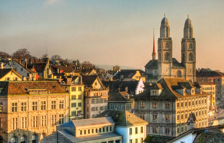 Des musulmans viennent prier dans les églises chrétiennes